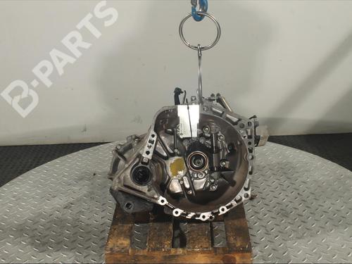 Used Gearbox TOYOTA YARIS (_P13_) 1.3 (NSP130_, NSP130) (99 hp) 11901789
