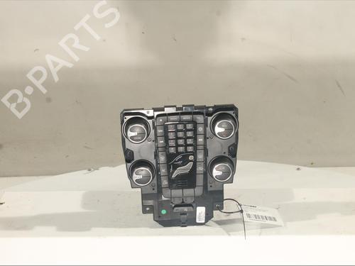 climate-control-volvo-v40-hatchback-525-t2-31398643-31398644-2012-2013-2014-2015-2016-2017-2018-2019-19143206 main image