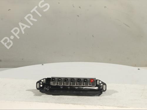switch-peugeot-3008-ii-suv-mc_-mr_-mj_-m4_-2016-32200987 main image