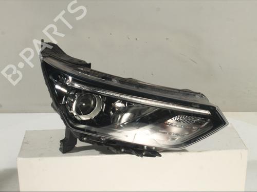 right-headlight-ssangyong-korando-c300-2019-32005157 main image