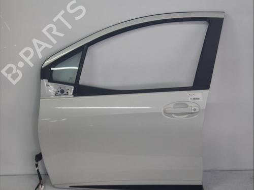 Left front door TOYOTA YARIS (_P13_) 1.5 Hybrid (NHP130_) 67002 0D510