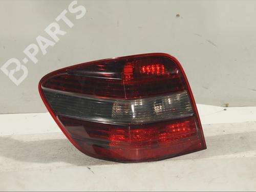 Venstre Baklys MERCEDES-BENZ M-CLASS (W164) [2005-2012]  11990504