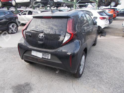 Brugte TOYOTA AYGO X (_B7_) 1.0 VVT-i (KGB70) (72 hp) 4200456