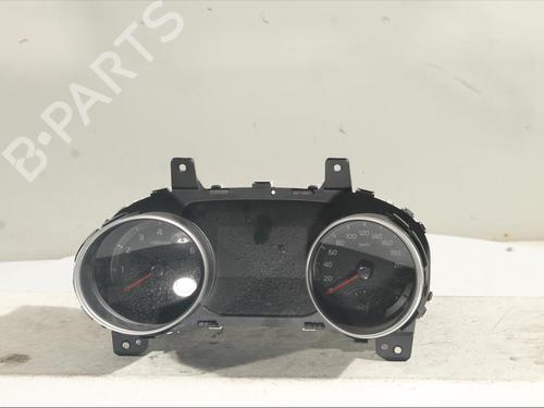 Used Instrument cluster KIA XCEED (CD) 1.5 T-GDi MHEV (160 hp) 24736490