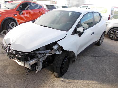 Grille RENAULT CLIO IV (BH_) 1.5 dCi 90 | BP29469970C40 