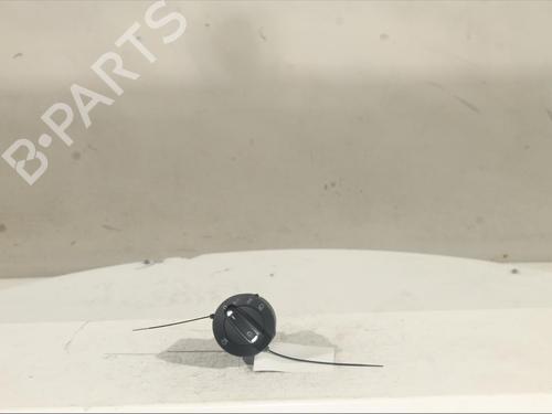 Used Headlight switch Headlight switch VW GOLF VII (5G1, BQ1, BE1, BE2) e-Golf (136 hp) 19505329 19505329