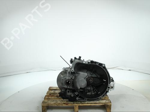 Used Gearbox Gearbox PEUGEOT 3008 II SUV (MC_, MR_, MJ_, M4_) 1.5 BlueHDi 130 (131 hp) 39114003 39114003