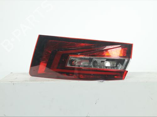 Used Right taillight Right taillight SKODA SUPERB III (3V3) 2.0 TDI (150 hp) 35797702 35797702
