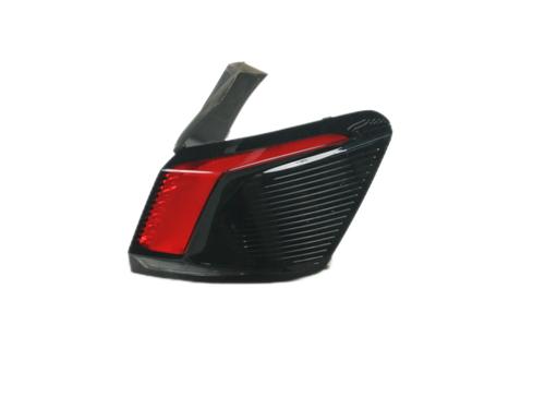 Used Right taillight Right taillight PEUGEOT 3008 II SUV (MC_, MR_, MJ_, M4_) 1.5 BlueHDi 130 (131 hp) 40615457 40615457