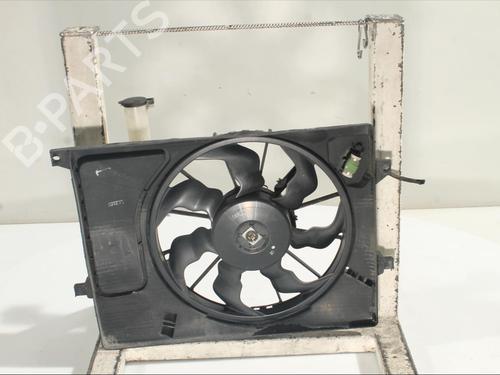Køleventilator elektrisk HYUNDAI i30 (GD) 1.6 GDI (135 hp) 24654514