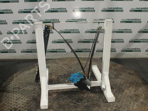 Front right window mechanism VW TOUAREG (7LA, 7L6, 7L7) 3.0 V6 TDI | BP12076220C23 