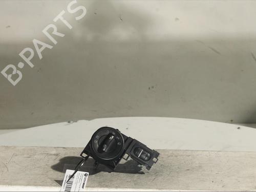 Used Headlight switch Headlight switch VW TOUAREG (7LA, 7L6, 7L7) 3.0 V6 TDI (225 hp) 17576231 17576231