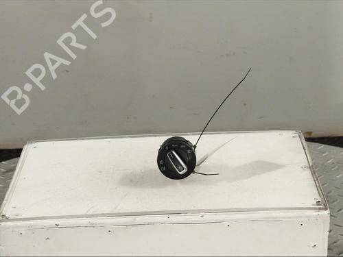Used Headlight switch Headlight switch VW SCIROCCO III (137, 138) 2.0 TDI (140 hp) 11989391 11989391