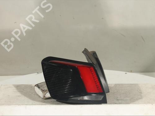 Farolim esquerdo Farolim esquerdo PEUGEOT 3008 II SUV (MC_, MR_, MJ_, M4_) 1.5 BlueHDi 130 (131 hp) 17645816 17645816