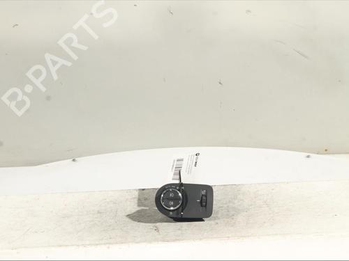 Used Headlight switch Headlight switch OPEL CROSSLAND X / CROSSLAND (P17, P2QO) 1.2 (75) (110 hp) 24352922 24352922