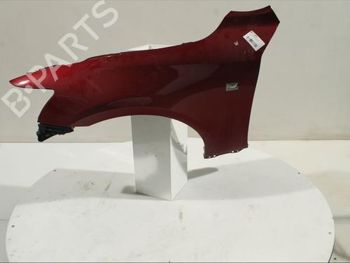 left-front-fenders-lexus-is-iii-_e3_-2013-31656380 main image