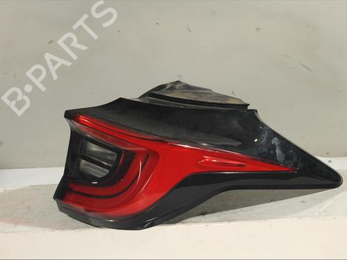 Right taillight TOYOTA YARIS (_P21_, _PA1_, _PH1_) 1.5 Hybrid (MXPH10, MXPH11) 81551 K0040 SIN REFERENCIA
