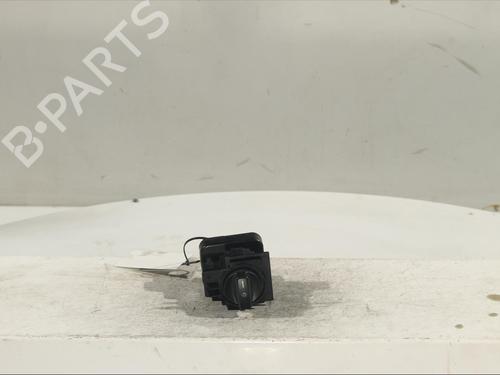 Used Headlight switch Headlight switch MERCEDES-BENZ B-CLASS Sports Tourer (W245) B 200 CDI (245.208) (140 hp) 12111838 12111838