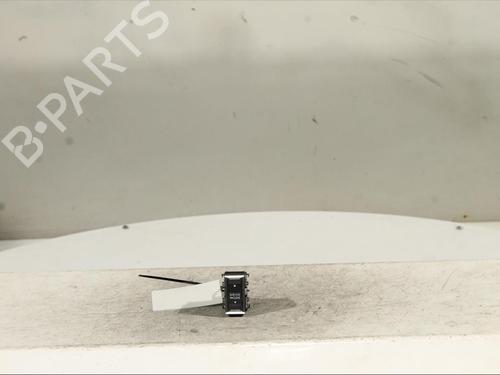 Used Switch Switch PEUGEOT 2008 II (UD_, US_, UY_, UJ_, UR_, UC_) 1.2 PureTech 130 (USHNS, URHNS) (130 hp) 24399598 24399598
