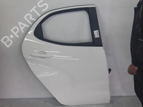 right-rear-door-toyota-yaris-_p21_-_pa1_-_ph1_-2020-36283811 main image