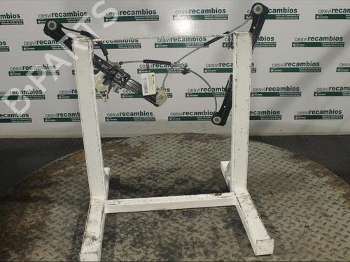 Used Front right window mechanism Front right window mechanism AUDI A3 (8V1, 8VK) 1.6 TDI (110 hp) 12077333 12077333