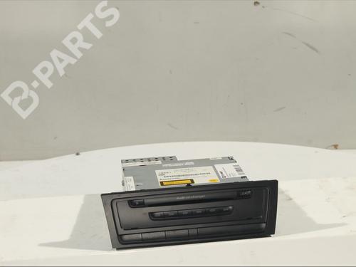Used Radio AUDI A5 (8T3) [2007-2017]  11990806