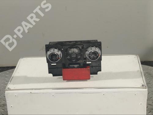 Used Climate control SUZUKI GRAND VITARA II (JT, TE, TD) 1.9 DDiS All-wheel Drive (JT419, TD44, JB419WD, JB419XD,... (129 hp) 11901463