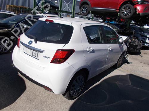 Used Parts TOYOTA YARIS (_P13_) 1.5 Hybrid (NHP130_, NHP130) (101 hp) 4320319