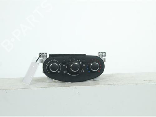 climate-control-dacia-duster-hs_-2010-2011-2012-2013-2014-2015-2016-2017-2018-36496535 main image