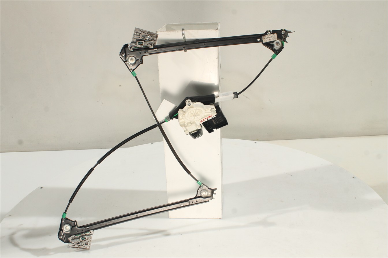 Front left window mechanism – Porsche 911 (997) 3.6 Carrera (2004-2008)