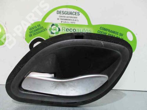 Used Rear left interior door handle Rear left interior door handle RENAULT LAGUNA II (BG0/1_) 2.0 16V (BG00, BG0K, BG0P, BG0W) (135 hp) 3215229 3215229