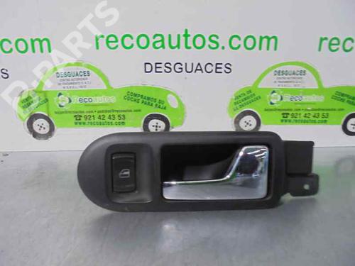 Used Front right interior door handle Front right interior door handle VW PASSAT B5 (3B2) 1.9 TDI (110 hp) 3215335 3215335