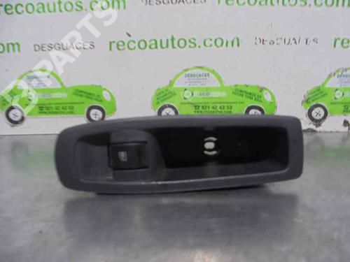 Used Right rear window switch Right rear window switch RENAULT KOLEOS I (HY_) 2.0 dCi 4x4 (HY0K) (150 hp) 4640432 4640432