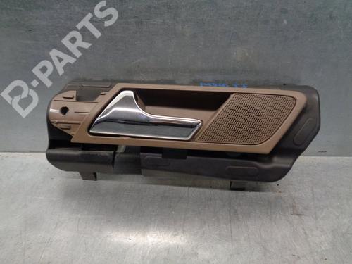Used Rear left interior door handle Rear left interior door handle MERCEDES-BENZ M-CLASS (W164) ML 320 CDI 4-matic (164.122) (224 hp) 8697465 8697465