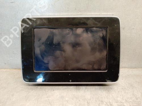 Used Display monitor MERCEDES-BENZ GLA-CLASS (X156) GLA 200 CDI / d (156.908) (136 hp) 18127916