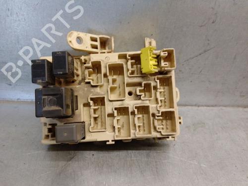 Used Fuse box TOYOTA LAND CRUISER 90 (_J9_) 3.0 TD (KZJ90_, KZJ95_, KZJ90R, KZJ95R, KZJ90W, KZJ95W) (125 hp) 19442849
