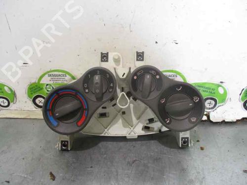 Used Climate control FIAT PANDA (169_) 1.2 (169.AXB11, 169.AXB1A) (60 hp) 2082142