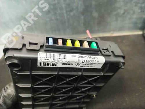 Sicherungskasten RENAULT SCÉNIC I MPV (JA0/1_, FA0_) 1.6 (JA00, JA16, JA15, JA19, JA1V, JA2B, JA2C, JA0B,... | BP7091347E1