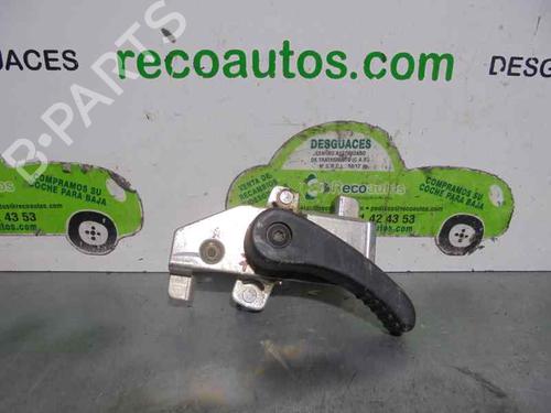 Used Rear left interior door handle PEUGEOT PARTNER Box Body/MPV (5_, G_) 1.6 HDi 75 (75 hp) 3215452