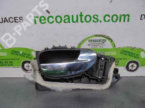 Used Rear right interior door handle Rear right interior door handle PEUGEOT 307 SW (3H) 2.0 HDI 110 (107 hp) 3216724 3216724