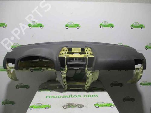Used Dashboard KIA SORENTO I (JC) 2.5 CRDi 4WD (140 hp) 2093615