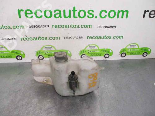 Used Windscreen washer tank Windscreen washer tank RENAULT RAPID Box Body/MPV (F40_, G40_) 1.9 D (F40R) (54 hp) 7445267 7445267