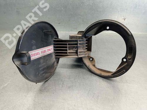 Used Fuel flap Fuel flap CHRYSLER VOYAGER / GRAND VOYAGER III (GS_, NS_) 2.5 TD (116 hp) 9124289 9124289