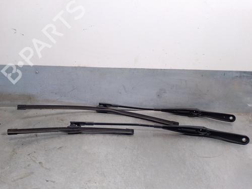Used Front windshield wiper arm OPEL ASTRA H (A04) 1.7 CDTI (L48) (100 hp) 19801276
