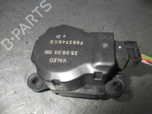 Used Heater blower motor PEUGEOT 1007 (KM_) 1.4 HDi (68 hp) 2056952