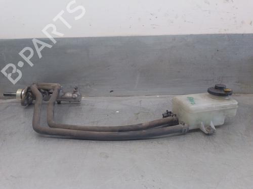 Used Brake master cylinder TOYOTA PREVIA II (_R3_) 2.4 (ACR30) (156 hp) 19449172