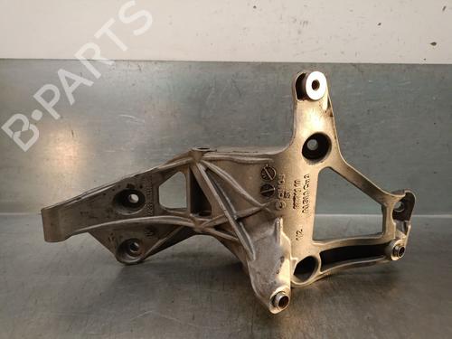 Used Engine mount BMW 1 (F20) 116 i (136 hp) 19704486