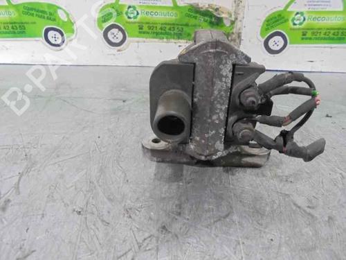 Used Ignition coil MERCEDES-BENZ 124 Saloon (W124) [1984-1993]  2076139