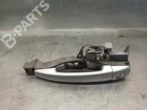 Used Front left exterior door handle Front left exterior door handle PEUGEOT 3008 I MPV (0U_) 1.6 HDi (114 hp) 6576925 6576925