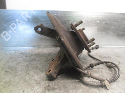 Left front steering knuckle VOLVO V40 Estate (645) 1.9 DI | BP8402000M25